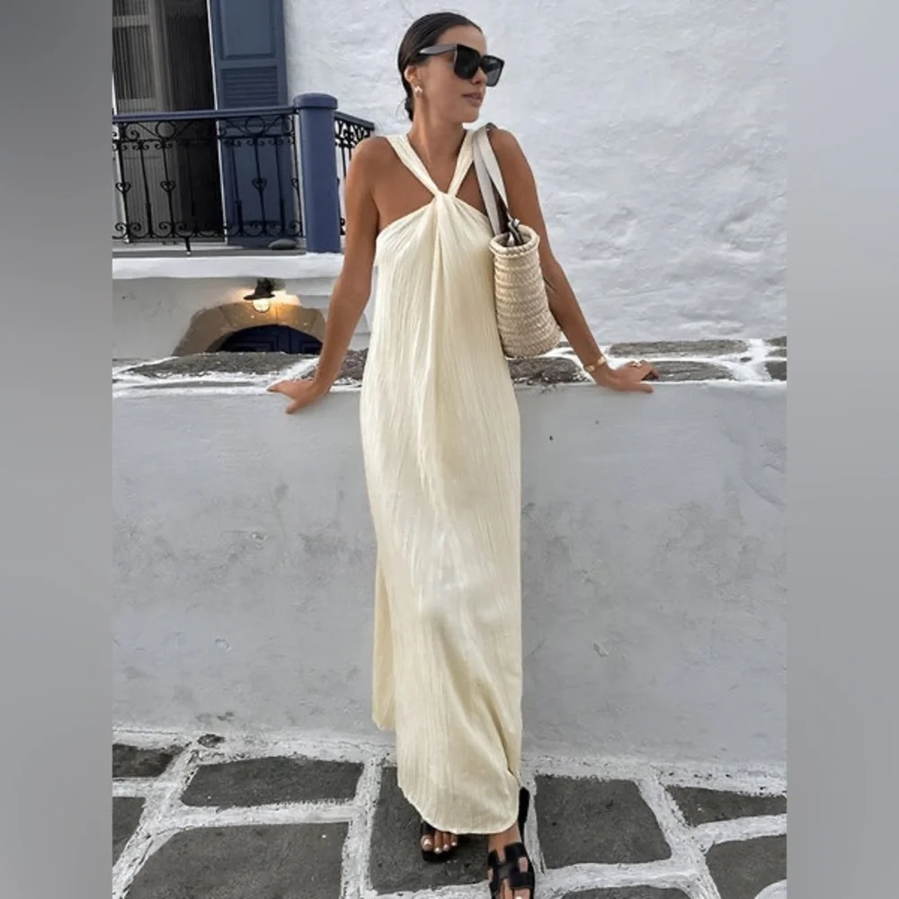 COMMENSE NWT CREAMY KNOT MAXI DRESS - Picture 3 of 7